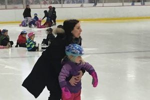 Flynn Rink: Learn to Skate Programs | Fun on Ice! How to Skateboard: A Beginner's Guide to Your First Board & Tricks Flynn Rink: Learn to Skate Programs | Fun on Ice! | How to Skateboard: A Beginner's Guide to Your First Board & Tricks
