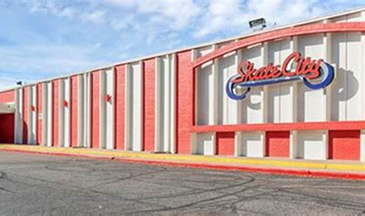 Skate City's Xfinity Roller Sports Arena Fun! How to Skateboard: A Beginner's Guide to Your First Board & Tricks Skate City's Xfinity Roller Sports Arena Fun! | How to Skateboard: A Beginner's Guide to Your First Board & Tricks