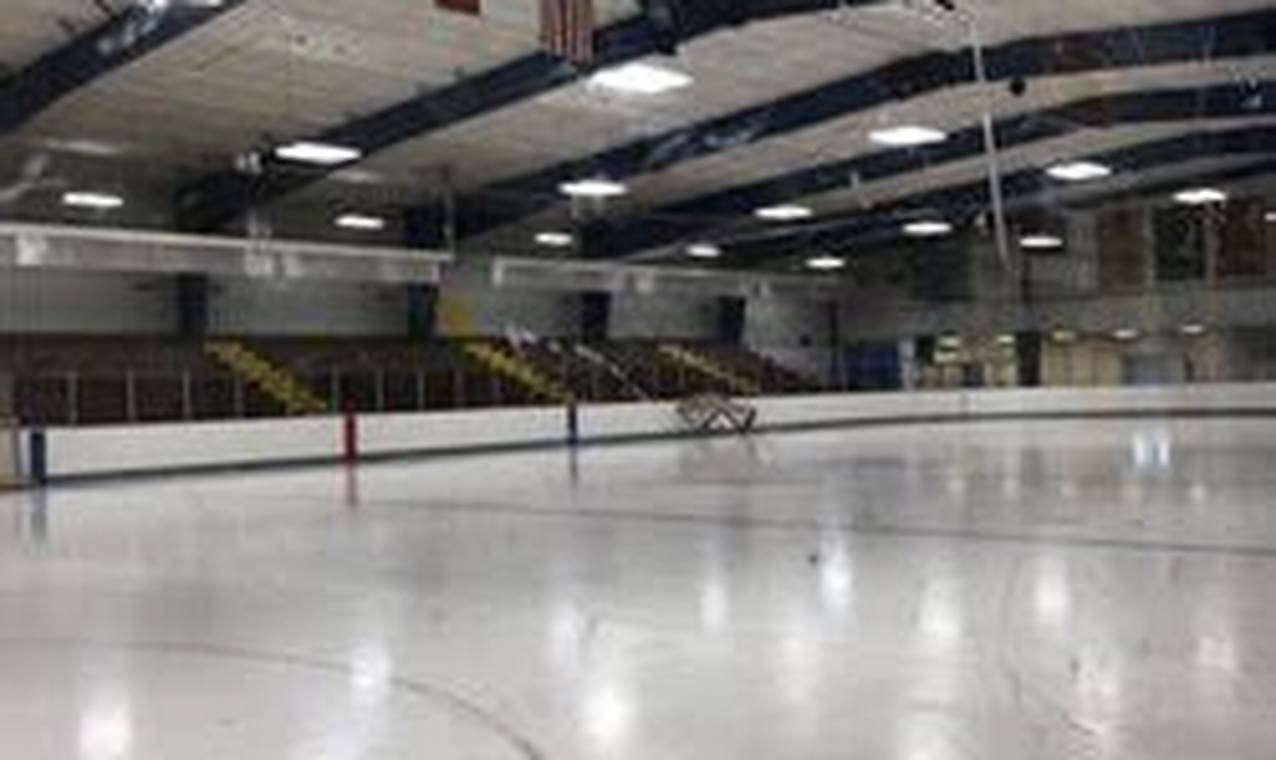 Traverse City Open Skate: Howe Arena Fun! How to Skateboard: A Beginner's Guide to Your First Board & Tricks Traverse City Open Skate: Howe Arena Fun! | How to Skateboard: A Beginner's Guide to Your First Board & Tricks