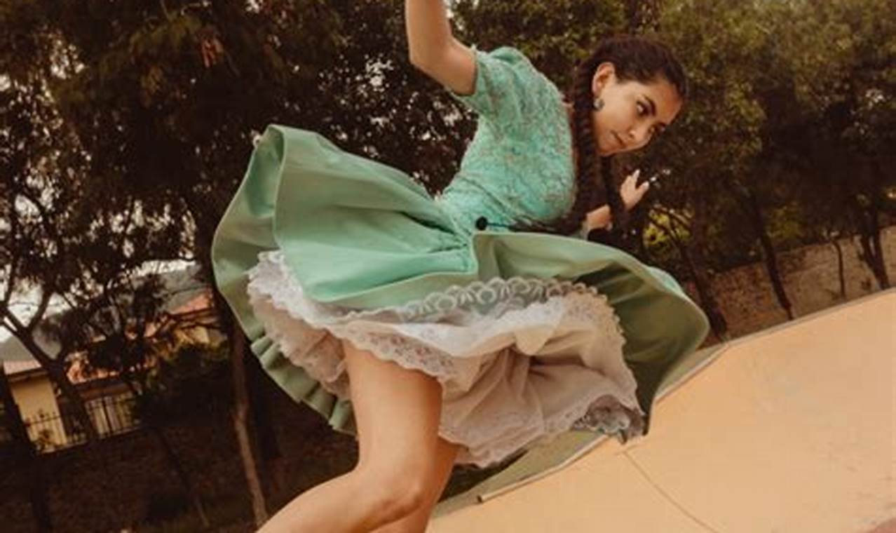 Meet the Skater Cholitas: Skateboarding with Heritage How to Skateboard: A Beginner's Guide to Your First Board & Tricks Meet the Skater Cholitas: Skateboarding with Heritage | How to Skateboard: A Beginner's Guide to Your First Board & Tricks
