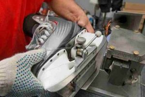 Skater's Guide: How Often Should I Sharpen My Skates? +Tips How to Skateboard: A Beginner's Guide to Your First Board & Tricks Skater's Guide: How Often Should I Sharpen My Skates? +Tips | How to Skateboard: A Beginner's Guide to Your First Board & Tricks