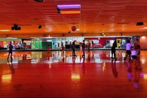 Murfreesboro Skate Center: Roll Into Fun & Fitness! How to Skateboard: A Beginner's Guide to Your First Board & Tricks Murfreesboro Skate Center: Roll Into Fun & Fitness! | How to Skateboard: A Beginner's Guide to Your First Board & Tricks