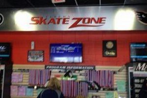 Philly Skate Zone: Ice Skating Fun in Philadelphia! How to Skateboard: A Beginner's Guide to Your First Board & Tricks Philly Skate Zone: Ice Skating Fun in Philadelphia! | How to Skateboard: A Beginner's Guide to Your First Board & Tricks