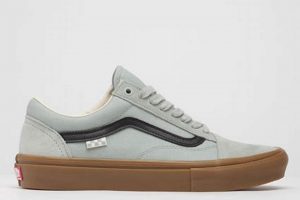 Shop Iconic Vans Skate Old Skool Grey Gum Shoes Today! How to Skateboard: A Beginner's Guide to Your First Board & Tricks Shop Iconic Vans Skate Old Skool Grey Gum Shoes Today! | How to Skateboard: A Beginner's Guide to Your First Board & Tricks