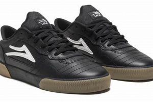 Best Leather Skate Shoes: Styles & Durability How to Skateboard: A Beginner's Guide to Your First Board & Tricks Best Leather Skate Shoes: Styles & Durability | How to Skateboard: A Beginner's Guide to Your First Board & Tricks