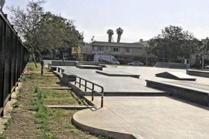 Skater's Guide: Stoner Skate Plaza Los Angeles, CA + Tips! How to Skateboard: A Beginner's Guide to Your First Board & Tricks Skater's Guide: Stoner Skate Plaza Los Angeles, CA + Tips! | How to Skateboard: A Beginner's Guide to Your First Board & Tricks