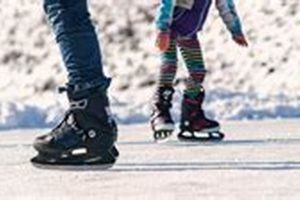 Anchorage Ice: Skate Rentals & Fun on Ice How to Skateboard: A Beginner's Guide to Your First Board & Tricks Anchorage Ice: Skate Rentals & Fun on Ice | How to Skateboard: A Beginner's Guide to Your First Board & Tricks