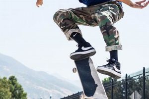 Best Skate Poses for Skaters: Styles & Tips How to Skateboard: A Beginner's Guide to Your First Board & Tricks Best Skate Poses for Skaters: Styles & Tips | How to Skateboard: A Beginner's Guide to Your First Board & Tricks