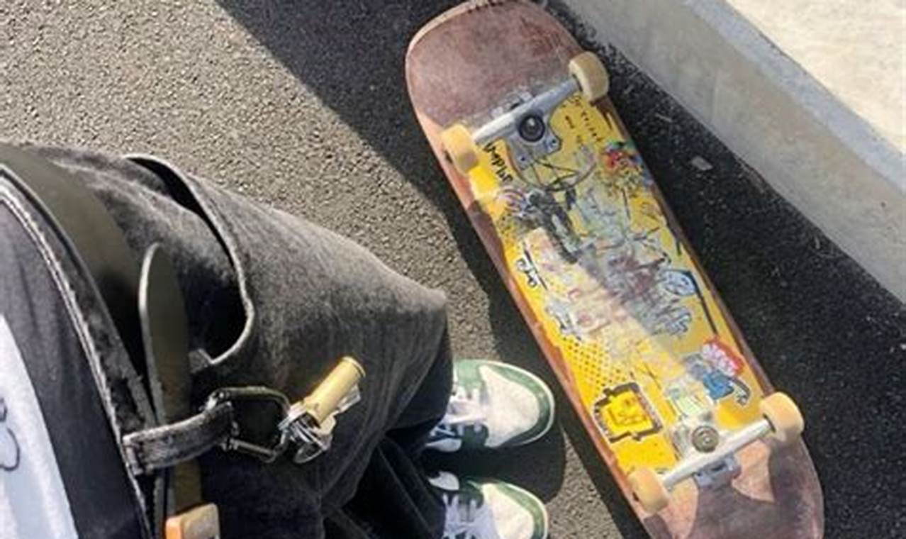 Skater Core Style: Elevate Your Skater Look How to Skateboard: A Beginner's Guide to Your First Board & Tricks Skater Core Style: Elevate Your Skater Look | How to Skateboard: A Beginner's Guide to Your First Board & Tricks