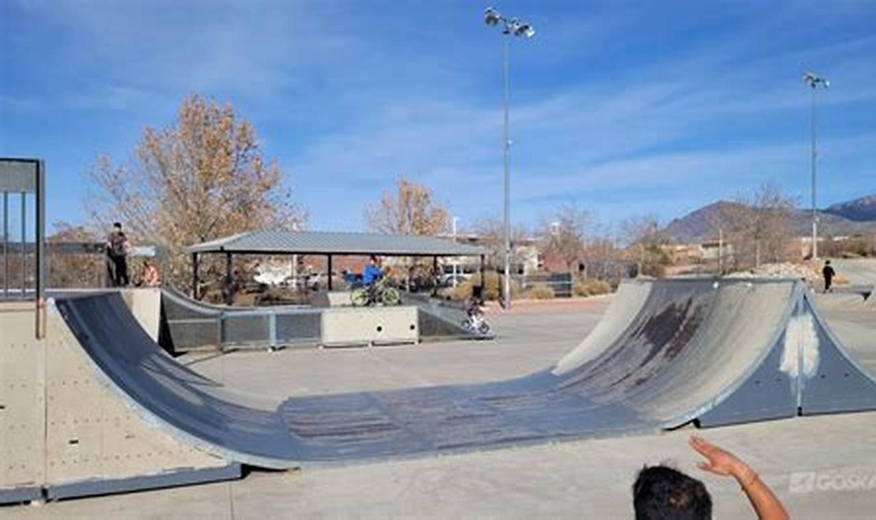 Visit North Domingo Baca Skate Park: A Local Gem | How to Skateboard: A Beginner's Guide to Your First Board & Tricks