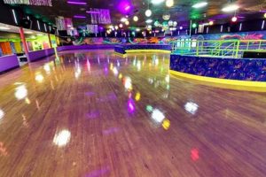 Best Skateland Skates: Glide Like a Pro! | How to Skateboard: A Beginner's Guide to Your First Board & Tricks