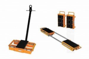 Ultimate Scoots & Skates Guide: Ride On! | How to Skateboard: A Beginner's Guide to Your First Board & Tricks