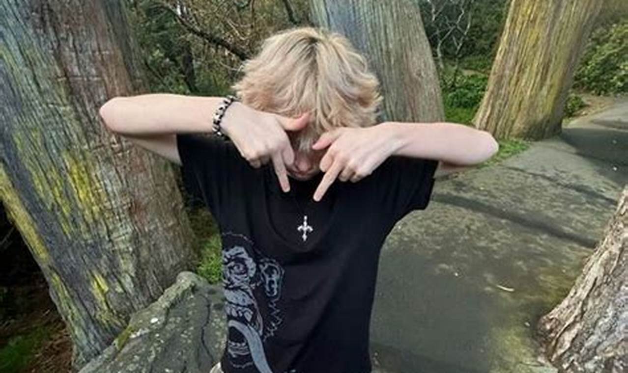 Retro Skater Boy MIDI Music: Nostalgia Unleashed! How to Skateboard: A Beginner's Guide to Your First Board & Tricks Retro Skater Boy MIDI Music: Nostalgia Unleashed! | How to Skateboard: A Beginner's Guide to Your First Board & Tricks