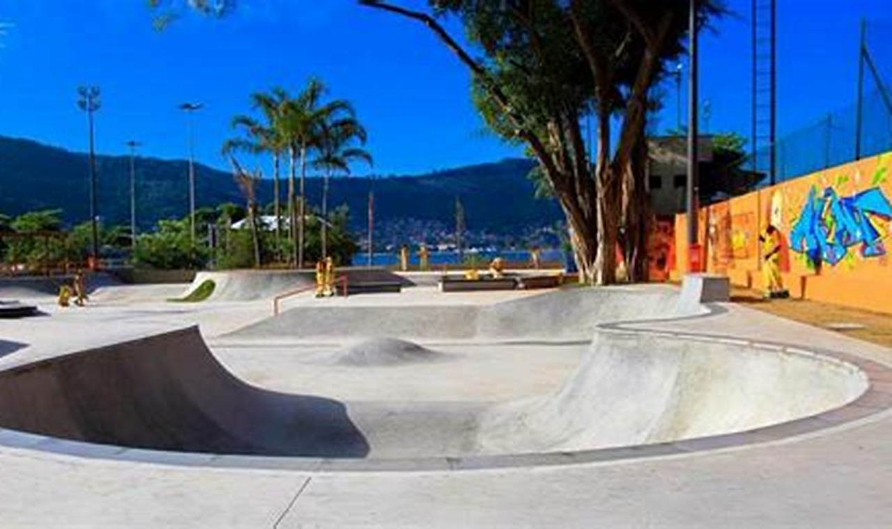 Your Guide to Marina Skate Park Fun + Tips How to Skateboard: A Beginner's Guide to Your First Board & Tricks Your Guide to Marina Skate Park Fun + Tips | How to Skateboard: A Beginner's Guide to Your First Board & Tricks