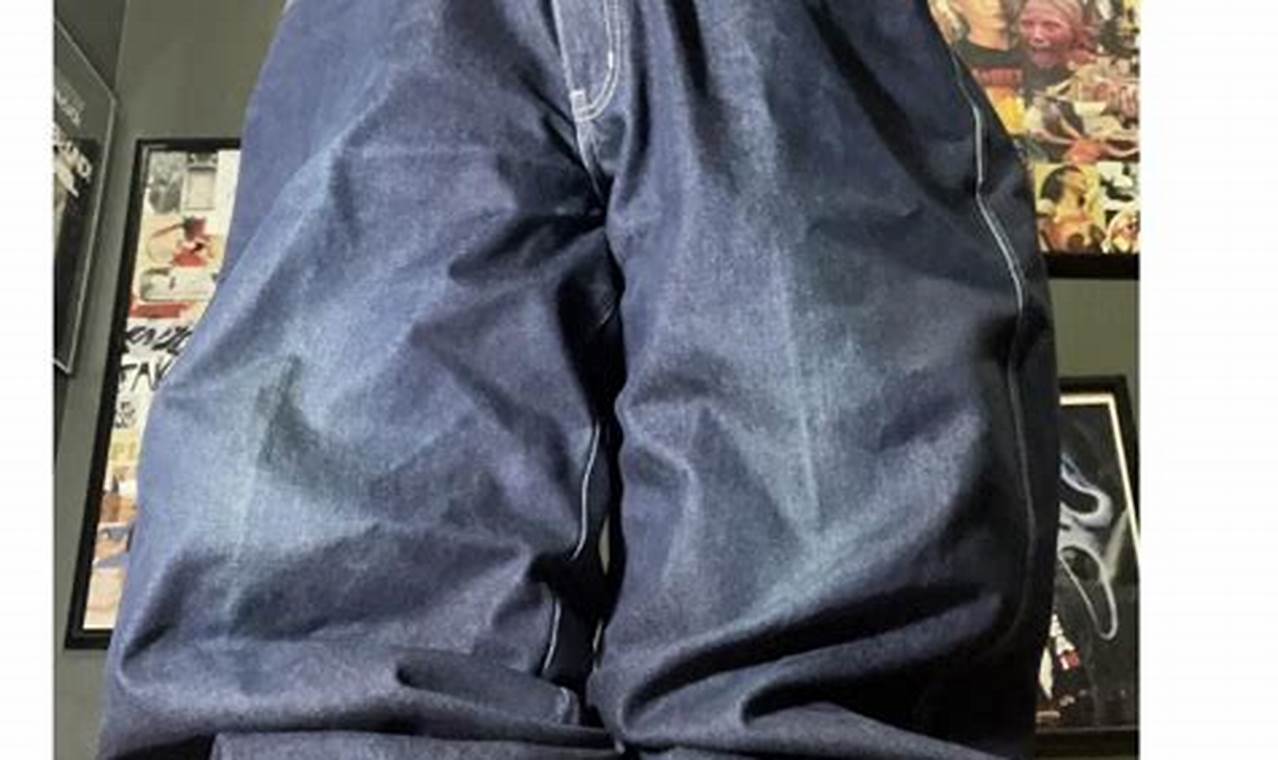 Skater Style: Baggy Jeans Guide & Trends | How to Skateboard: A Beginner's Guide to Your First Board & Tricks