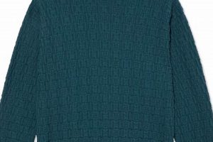 Cool Skate Sweaters: Style &amp; Comfort For Skaters! | How to Skateboard: A Beginner's Guide to Your First Board & Tricks