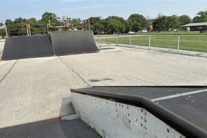 Lansing Skate Park Guide: Skateboarding Fun in Lansing! How to Skateboard: A Beginner's Guide to Your First Board & Tricks Lansing Skate Park Guide: Skateboarding Fun in Lansing! | How to Skateboard: A Beginner's Guide to Your First Board & Tricks