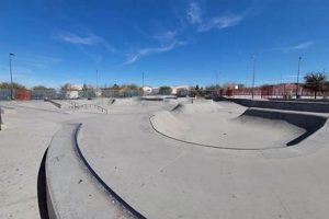 Your Guide: Skate Parks in Henderson Nevada + Map | How to Skateboard: A Beginner's Guide to Your First Board & Tricks